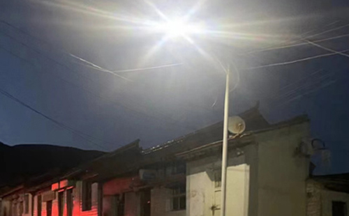 农村院子里最适合的喀什太阳能路灯亮度与安装要点 农村院子里最适合的喀什太阳能路灯亮度与安装要点