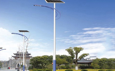 喀什喀什太阳能路灯价格差在哪？影响造价的4大核心因素揭秘